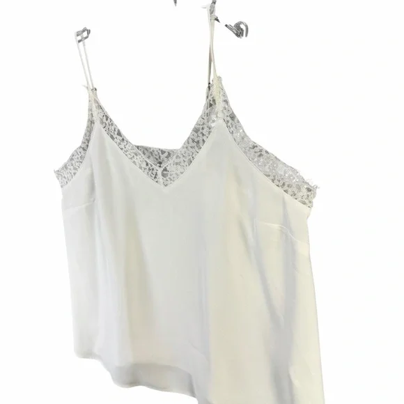 Halogen Lace Trim Cami Top Womens L‎ White Lace Trim Feminine Flirty Coquette - Picture 2 of 11